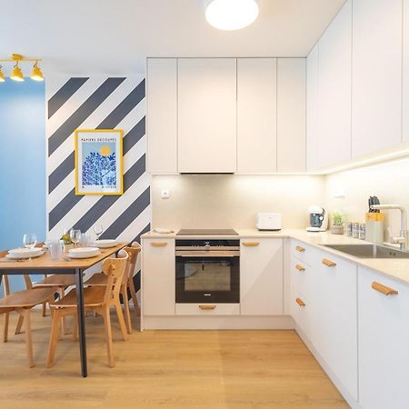 Yellow Apartment - Balcony, Free Parking, By Gravity Praga Exterior foto